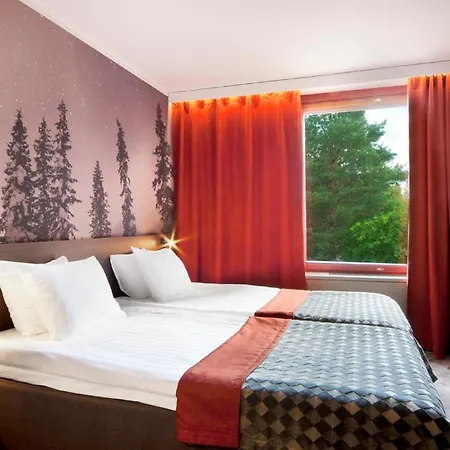 Korpilampi Szálloda 4*